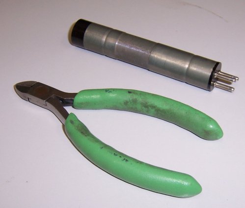 VictoreenGeigerTube500Wide.jpg